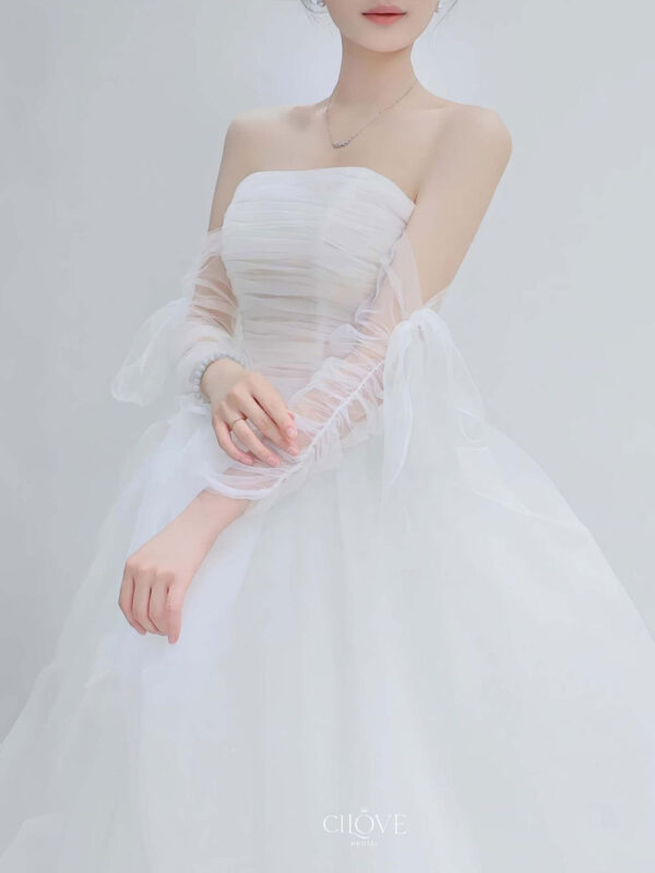 Váy Cưới Công Chúa Tay Voan Dài – Thanh Thuần & Bay Bổng