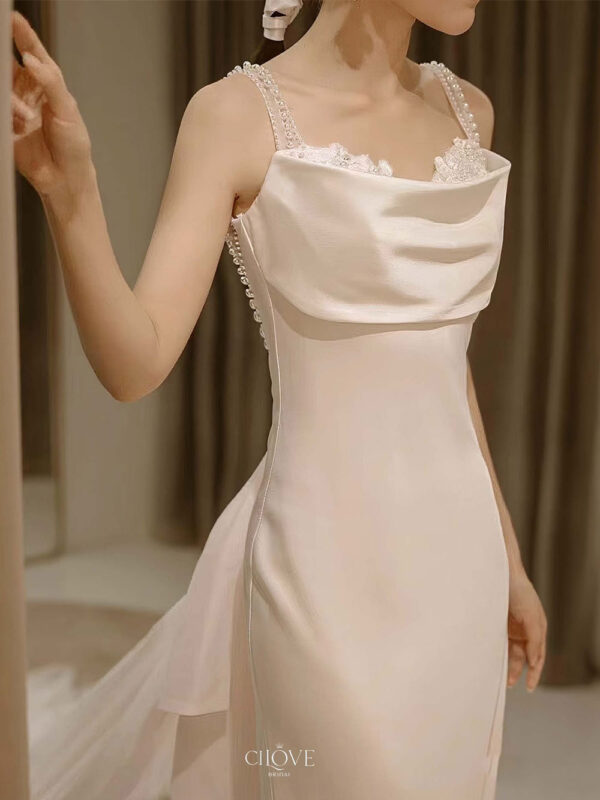Váy Cưới Hai Dây Ngọc Trai – Suông Tối Giản Thanh Lịch