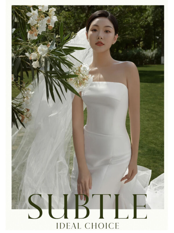 Váy cưới satin dáng suông – Tối giản & thanh lịch cho lễ cưới ngoài trời